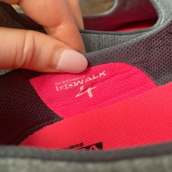 New Skechers Go Walk 4 Gray & Pink Girls Size 2 - Picture 11 of 13